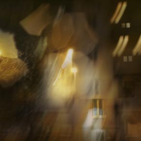 tutto vibra di fronte a casa mia...