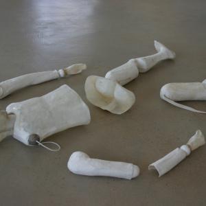 Urban marionnette/4 Puppet string and bunraku type, size human. Resin.