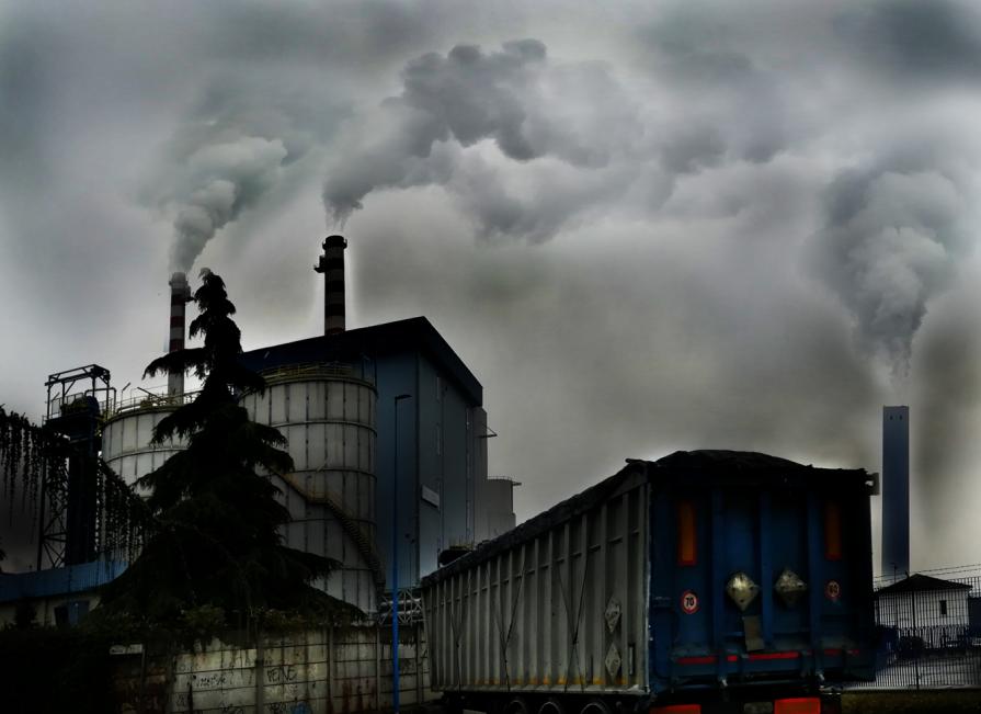 aereosol in atto a brescia.