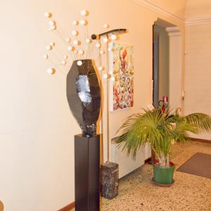 ABSTRACTA IN VILLA A MODENA