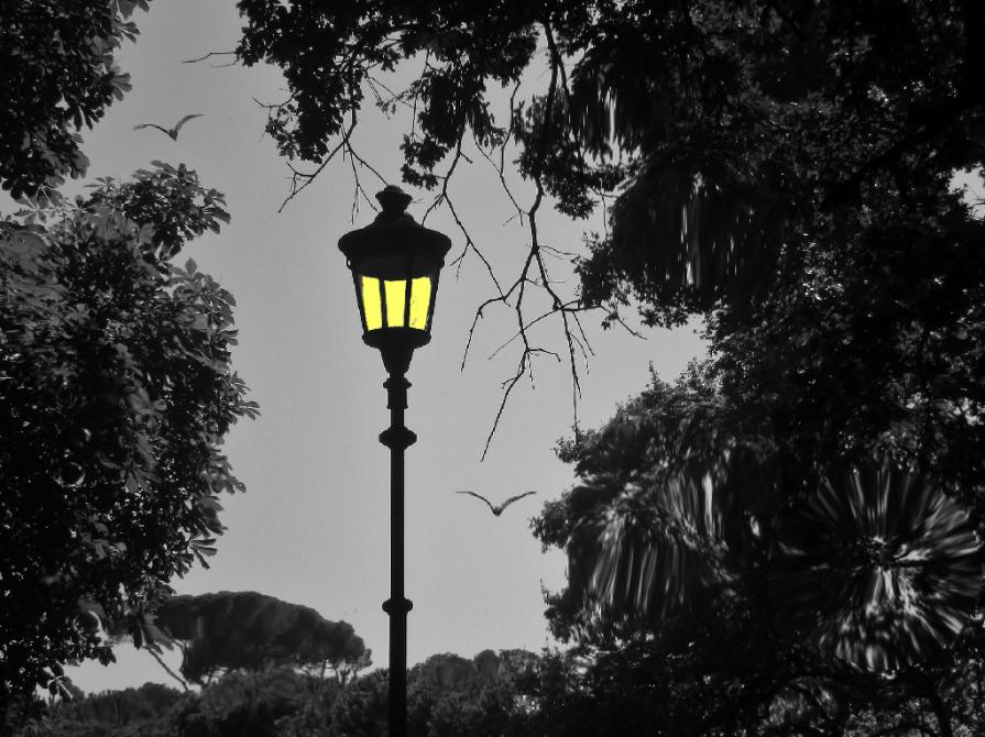 un lampione, una luce nei ricordi