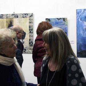  GUIDO  FOLCO  INCONTRA L'ARTISTA  ENZA  DE PAOLIS