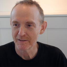 Ken Aptekar Ken Aptekar