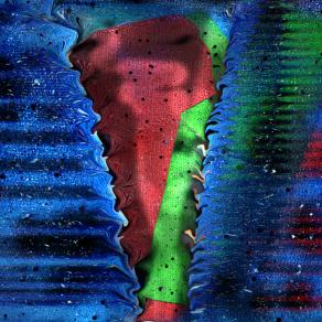 sempre in vibrazione di colori.