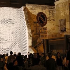 FAMOUS AND YOUNG FAMOUS AND YOUNG