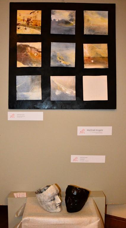 WOMEN AND COLORS WOMEN AND COLORS