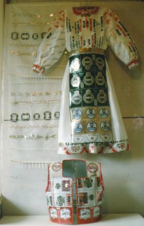 TRADITION & DISTORTION