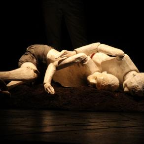 Urban Marionnette/4 - Puppets string and bunraku type, size human. Resin