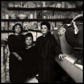 Le ceramiste - foto di Augusto De Luca. 1