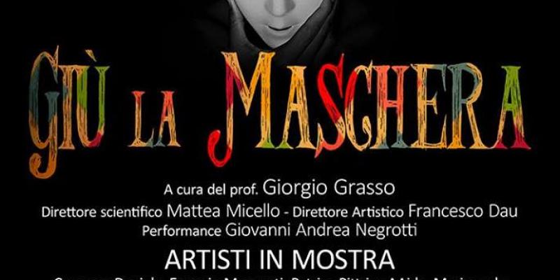 Giù la maschera