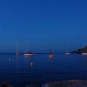 Bleu nuit : mer et ciel...