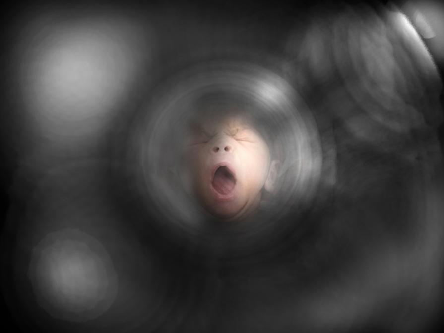 apri gli occhi , solo una fototessera devo farti!!!!!