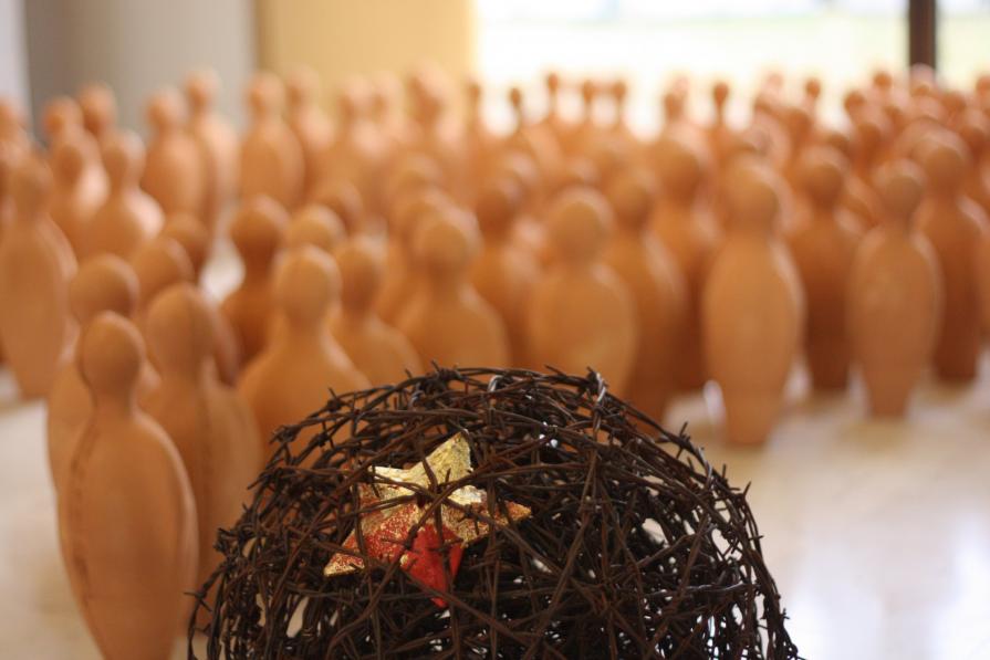 Why the eternal struggle of the circle?!, terracota&wire, 2008