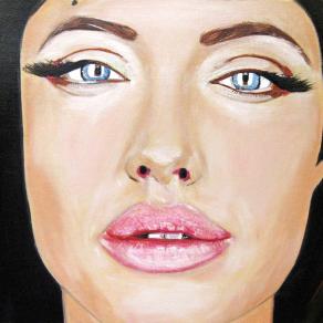 Angelina Jolie