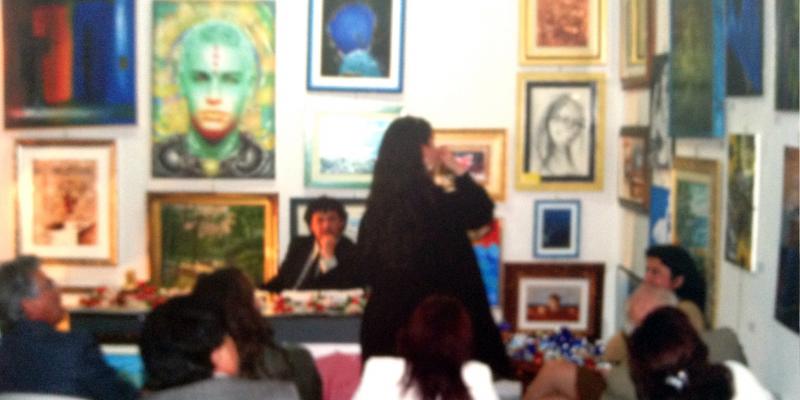 Lo spazio in piazza sant'oronzo sala riunioni Lo spazio in piazza sant'oronzo sala riunioni