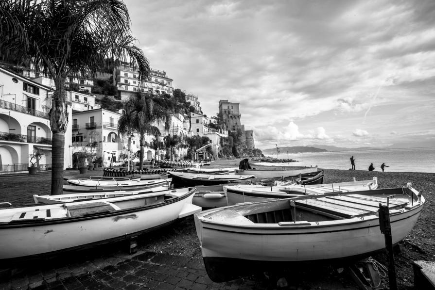 Cetara, spiaggia in inverno