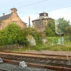 Le train démarre...