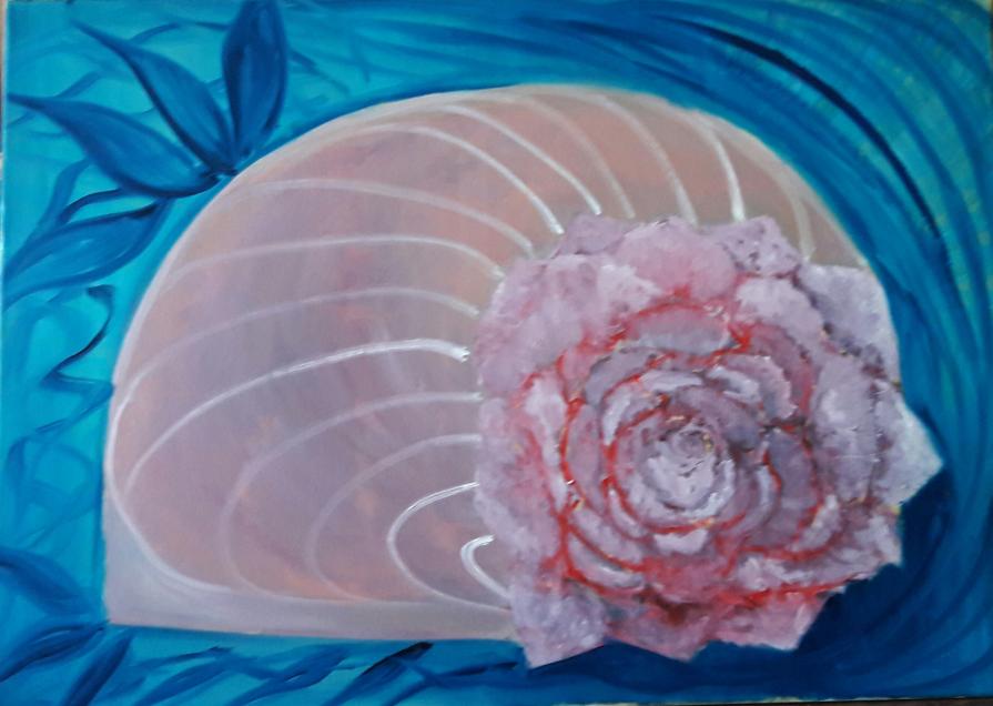 Conchiglia con rosa