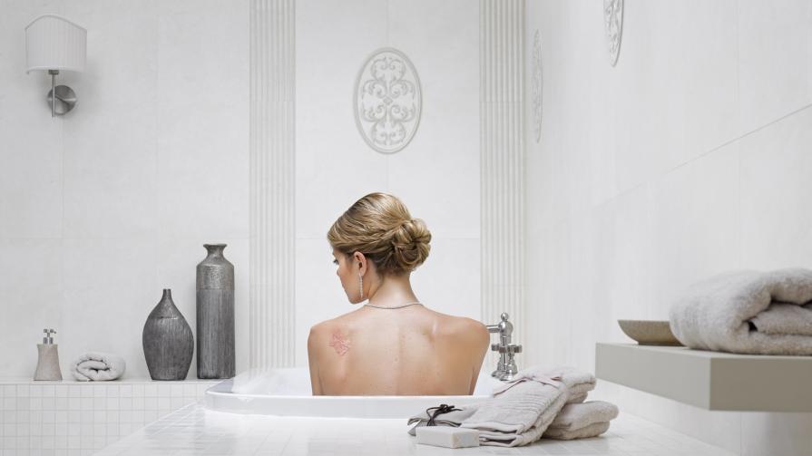 Room 322 - Guests 586