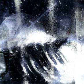 Combattuto da fragili desideri 