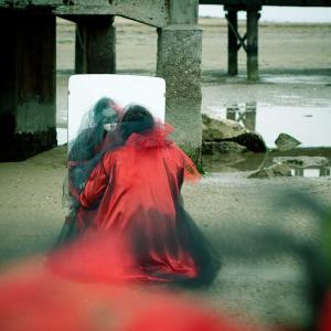 AVERE O ESSERE? AVERE O ESSERE?