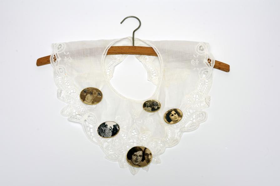 The woman who forgot the color of her eyes The woman who forgot the color of her eyes