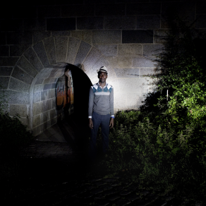 Between, Young Refugees in Search of a Life in Dignity Between, Young Refugees in Search of a Life in Dignity