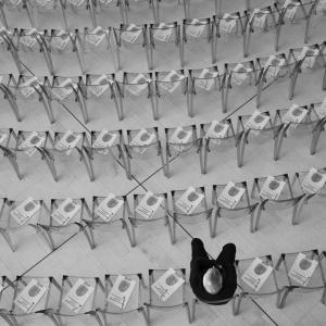 Sitting - Temporary solitudes