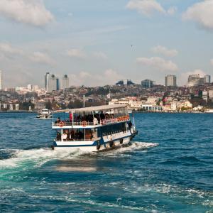Turkey. Istanbul. Chaos and collapse 2/2