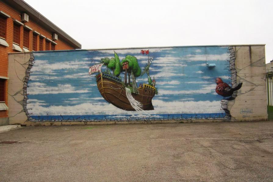 CORTILE INTERNO DEL CARCERE DI MASSIMA SICUREZZA DI ASCOLI PICENO- street art 0