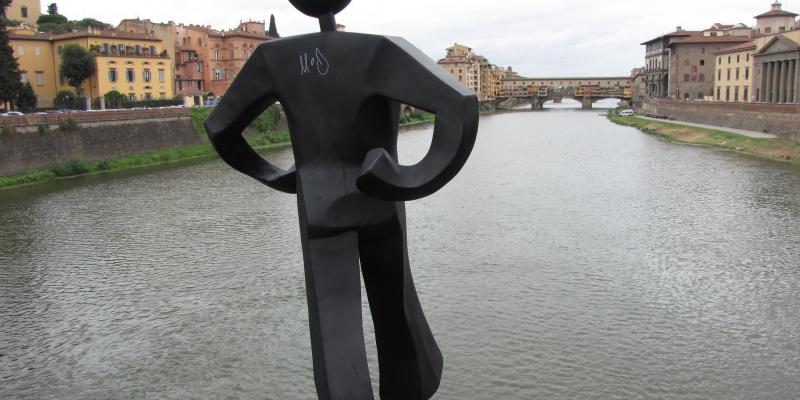 Florence. Clet Abraham condemned to pay 10 thousand euros for having placed a statue
