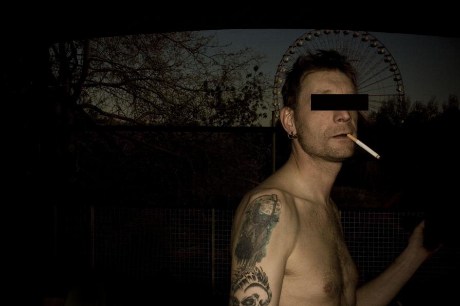 After-sex sigarette in the luna park After-sex sigarette in the luna park