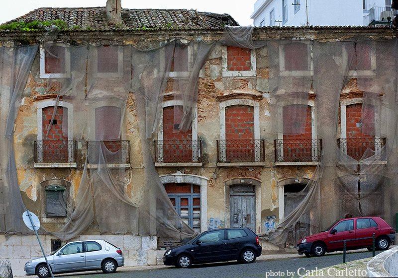 Serie URBAN STREET - Degrado ambientale Lisbona - La strada