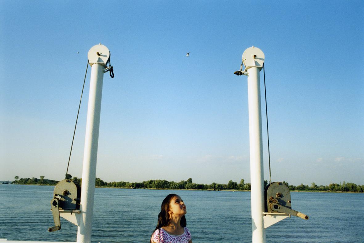SIMONE MARTINETTO - "IL FILO DEL TEMPO / COINCIDENZE LUNGO IL DANUBIO"