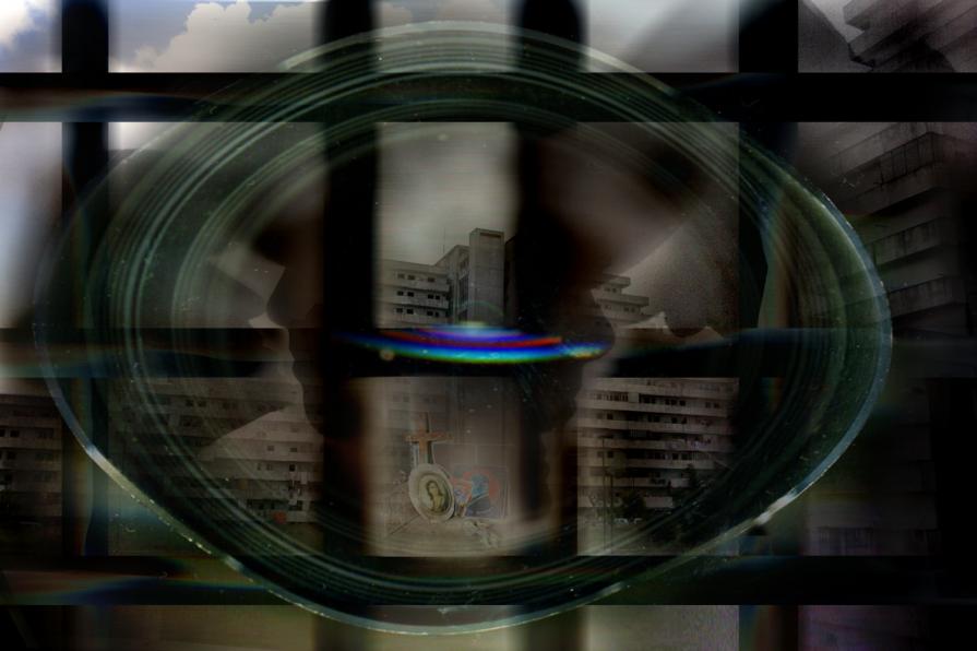 staccati dalla  lente,liberati dai  male.