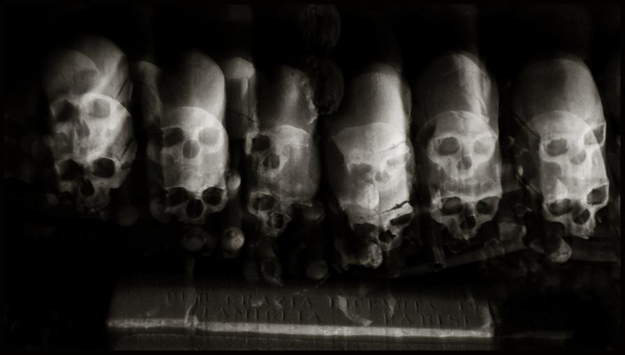 Cimitero delle fontanelle, (2) - Augusto De Luca fotografo