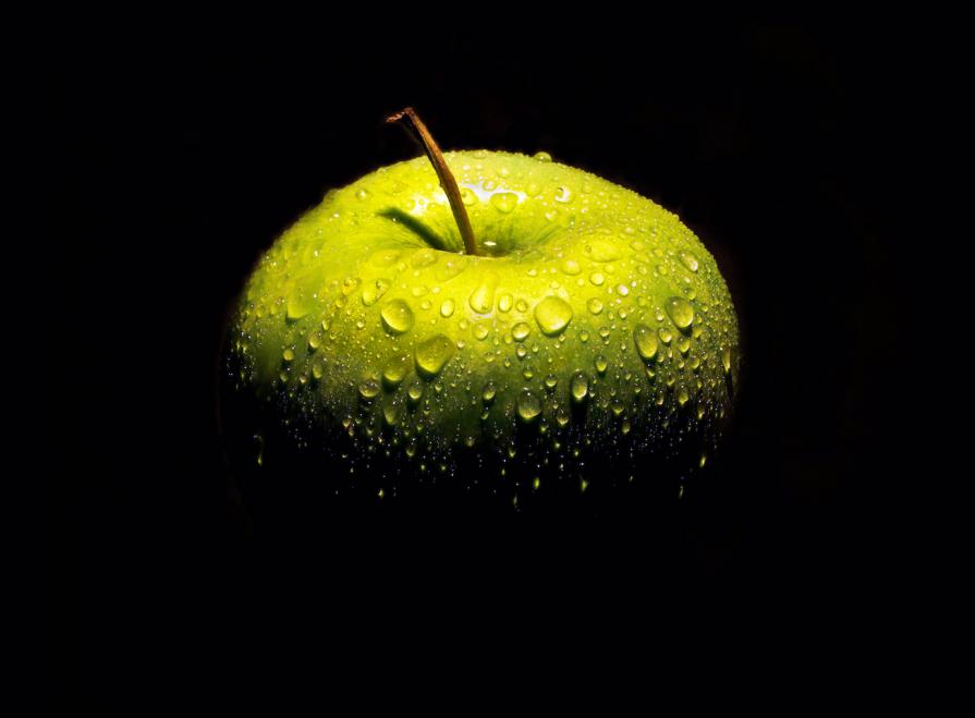 The apple
