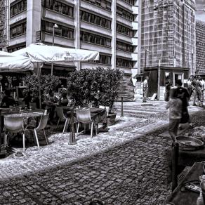 Lunch break of Carpenters 