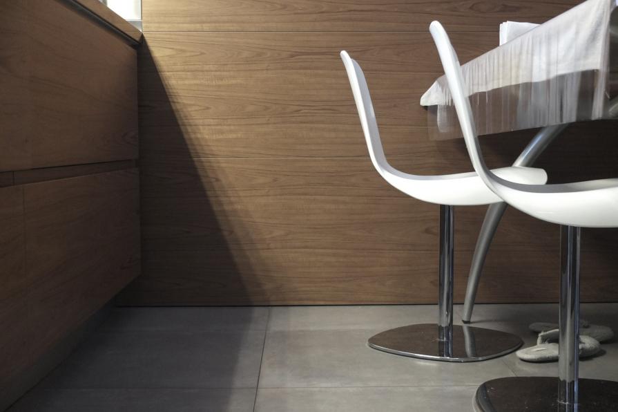 My brother's family - (UN)living room.