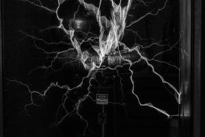 Olivier Lovey - Lightning Power