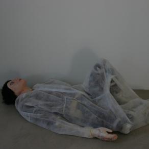 Urban Marionnette/8 - Puppet string and bunraku type, size human. Paper