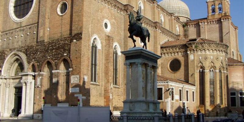 Affinità e contrasti