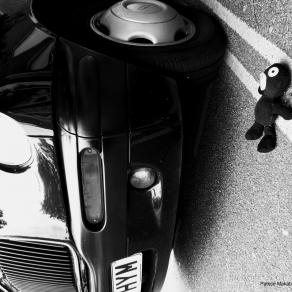 AUSTIN LONDON TAXI KILLING THE GROOVY