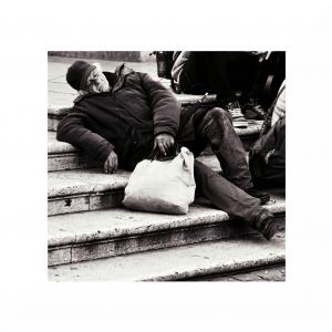 AVERE O ESSERE? AVERE O ESSERE?