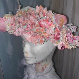 Metamorfismo cromatico della materia che prende forma