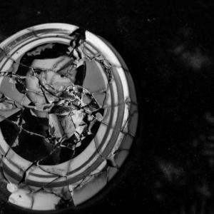 VIRGINIA FARINA - "KOSOVA" LA MATERIA DELLA MEMORIA