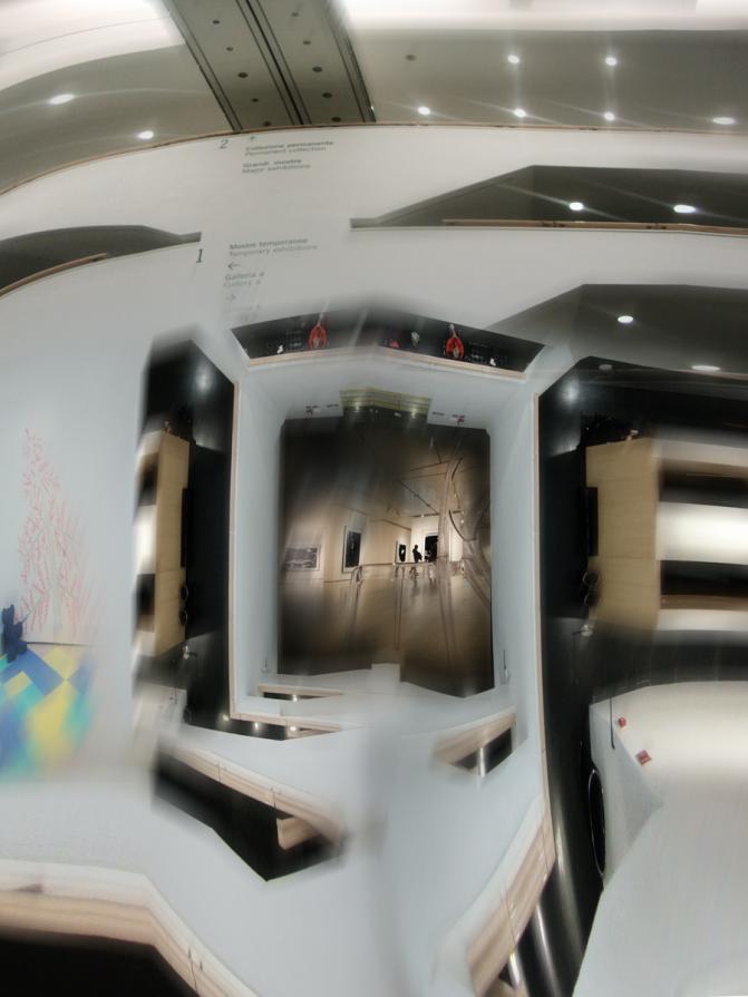 gita al mart rovereto ...bello!!!!!!!! ma la modernita' in fotografia c'è qualcuno che la conosce.? gita al mart rovereto ...bello!!!!!!!! ma la modernita' in fotografia c'è qualcuno che la conosce.?