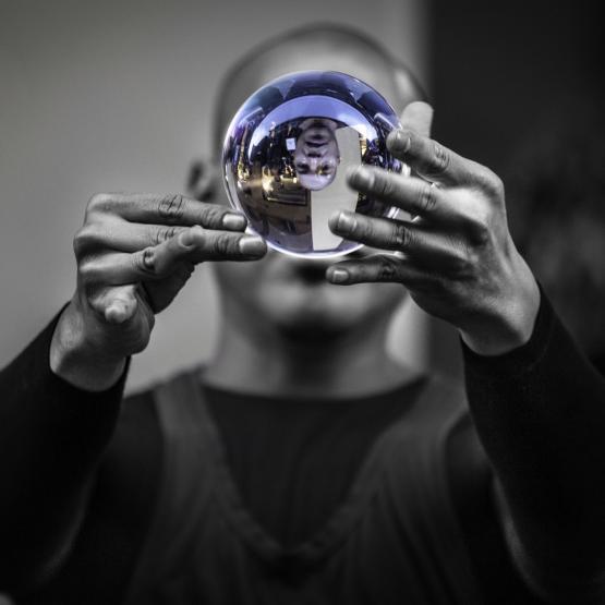 Il mondo tra le mani