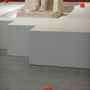 Ritual of the four Balls, 2013 unfired ceramic, car paint 4 parts, Ø each app. 13 cm Ritual of the four Balls, 2013 unfired ceramic, car paint 4 parts, Ø each app. 13 cm