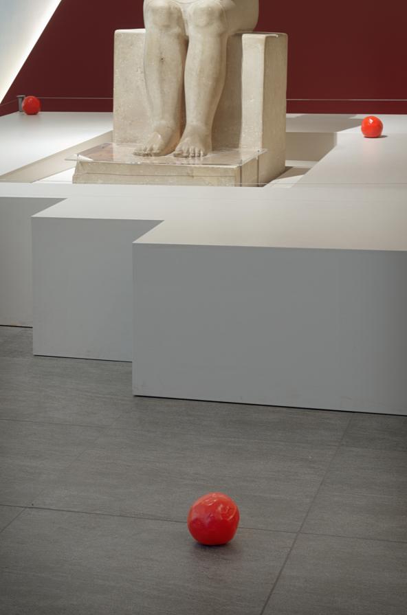 Ritual of the four Balls, 2013 unfired ceramic, car paint 4 parts, Ø each app. 13 cm